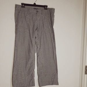 Gap striped pants size 8